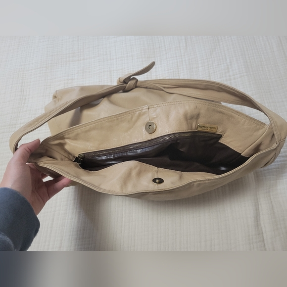 Bottega Veneta Vintage Soft Calfskin Hobo Shoulder Bag Sofia Richie Fave Style - Picture 6 of 12
